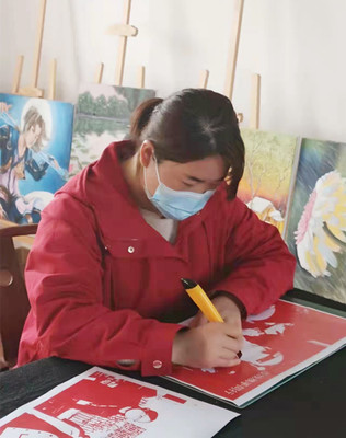 泗洪县临淮镇 刻纸画勾勒党员冬训“新轮廓” 文艺创作服务
